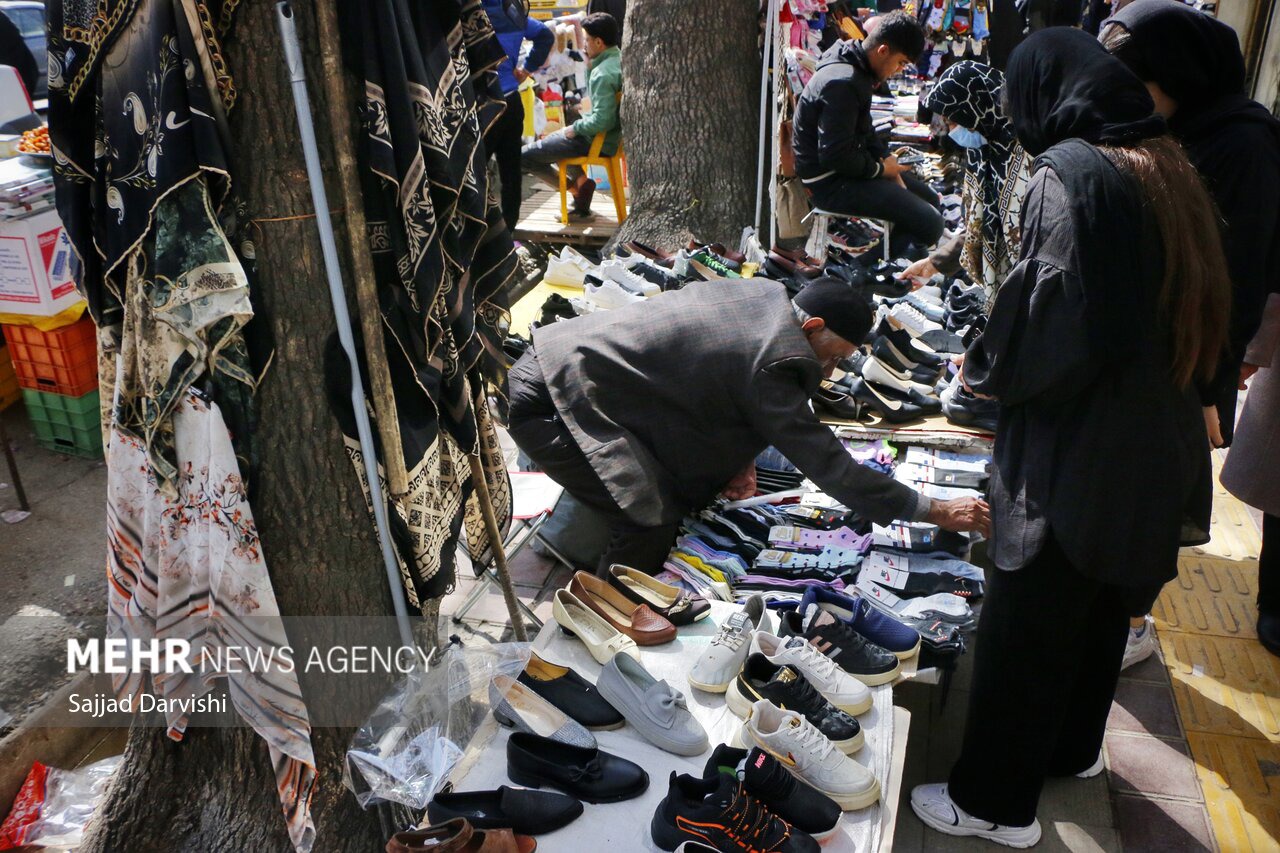 وضعیت عادی شهر خرم‌آباد و روال زندگی مردم در روز جمعه