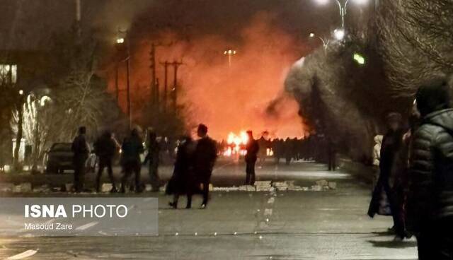 تحلیل شرایط کشور با دست خالی؟