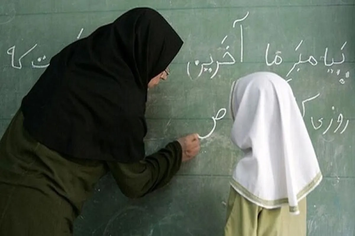 پاداش معلم‌ها تا پایان ماه پرداخت می‌شود