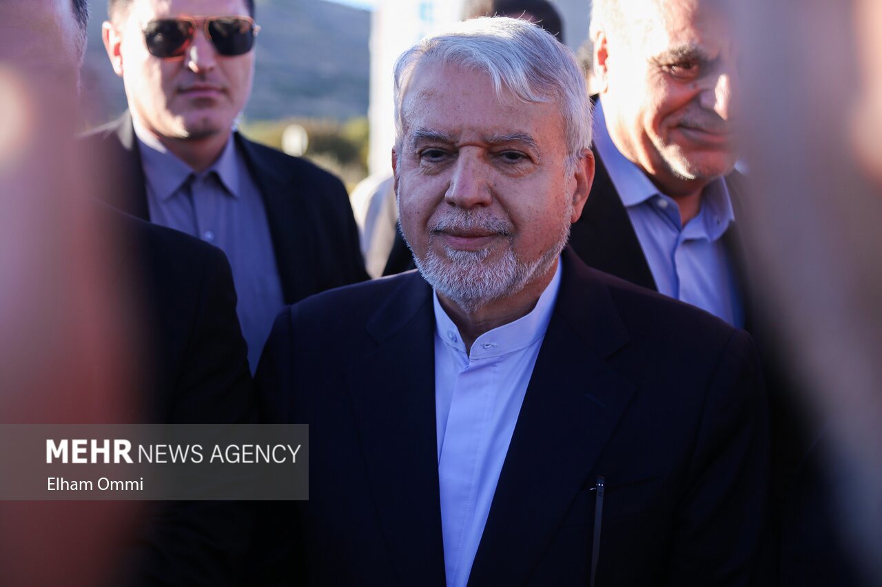 وزیر میراث‌فرهنگی به لرستان سفر کرد