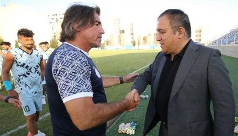 عذر بدتر از گناه تاجرنیا بابت حضور در رختکن استقلال