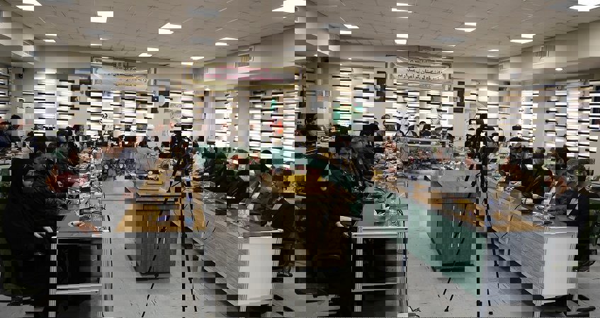 تقابل انقلاب اسلامی با استکبار، تقابل حق و باطل است