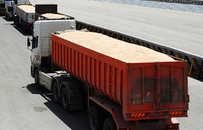 جریمه ۱۲ میلیارد تومانی قاچاقچی گندم در خرم‌آباد