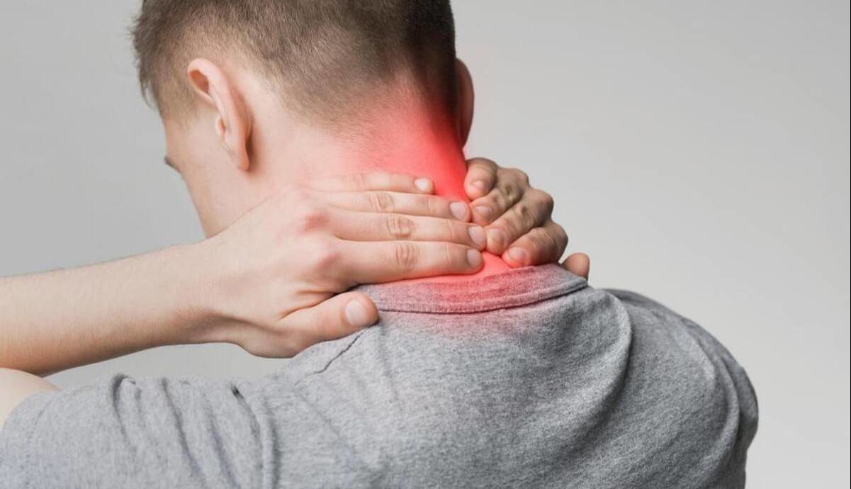 عوارض خطرناکی که گوشی موبایل برای عضلات به همراه دارد