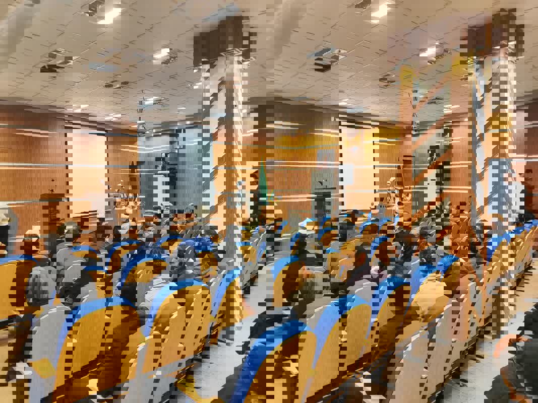 نشست هم‌اندیشی اساتید دانشگاه علوم پزشکی لرستان برگزار شد