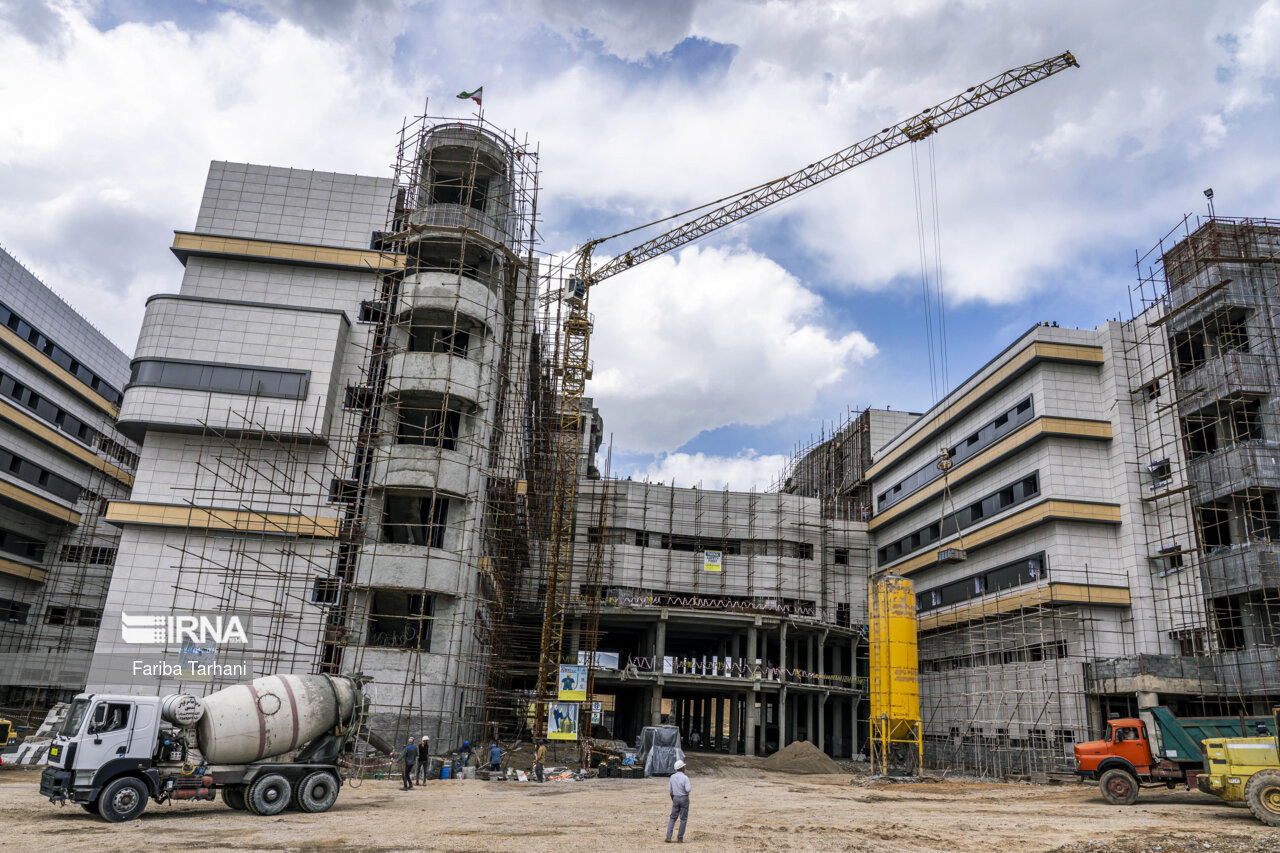 سه طرح بیمارستانی نیمه کاره لرستان در انتظار تامین اعتبار