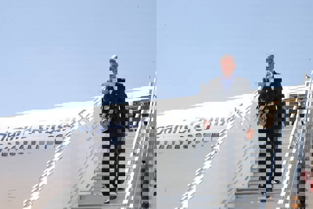 پزشکیان وارد استان لرستان شد