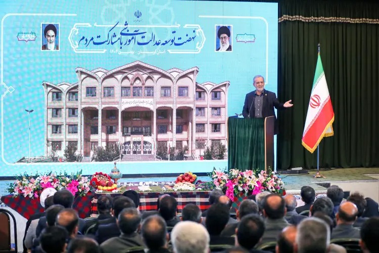 بدنبال تربیت نسلی آگاه، توانمند و معتقد به آبادانی کشور هستیم