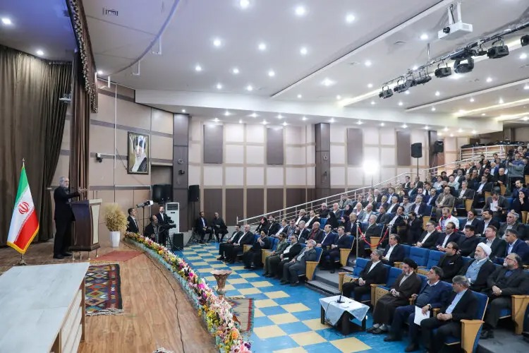 رویکرد دولت پرهیز از شعارزدگی است/ به مردم وعده دروغ نمی‌دهیم