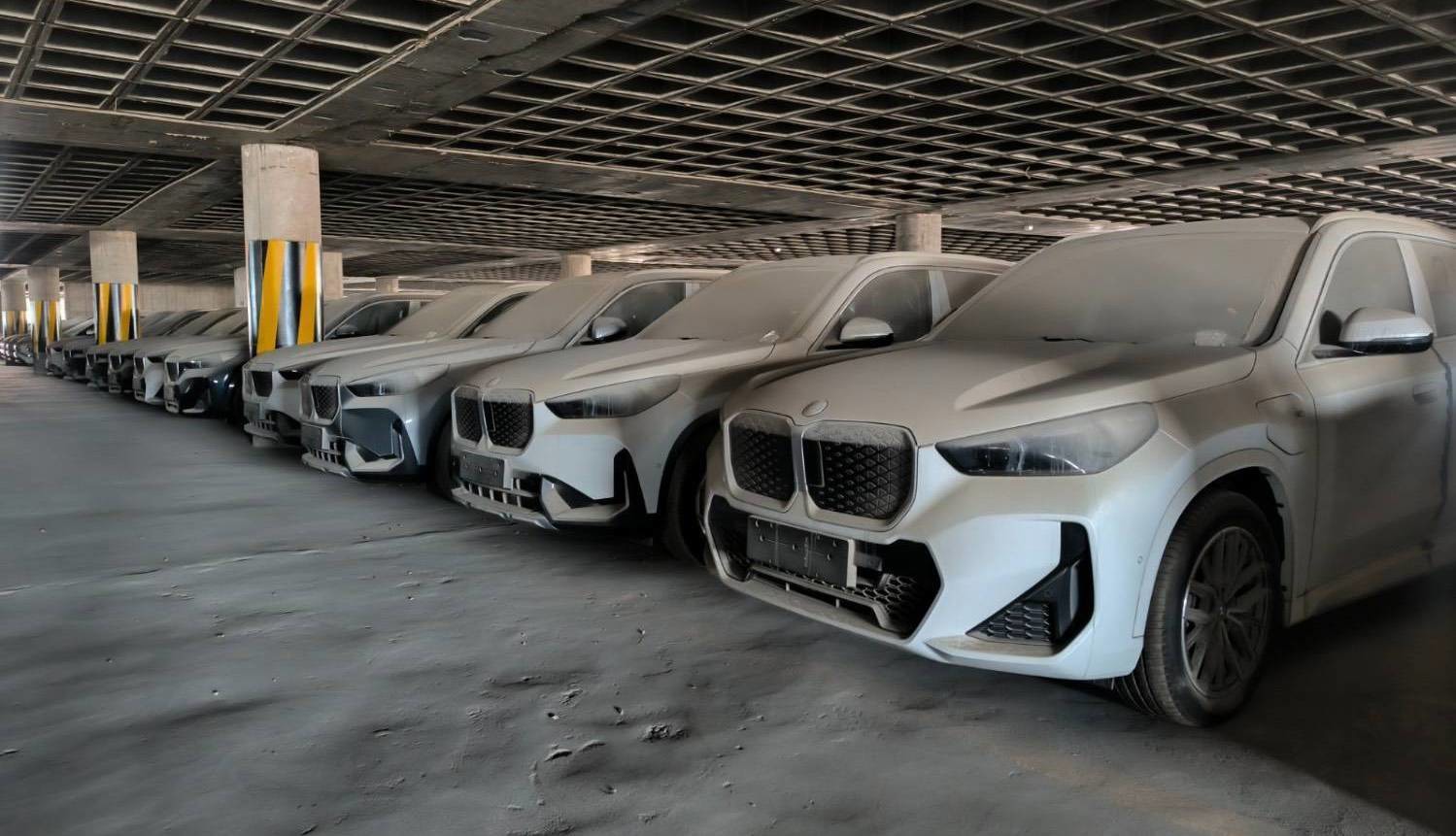 علت تاخیر در واردات خودرو‌ها چیست؟