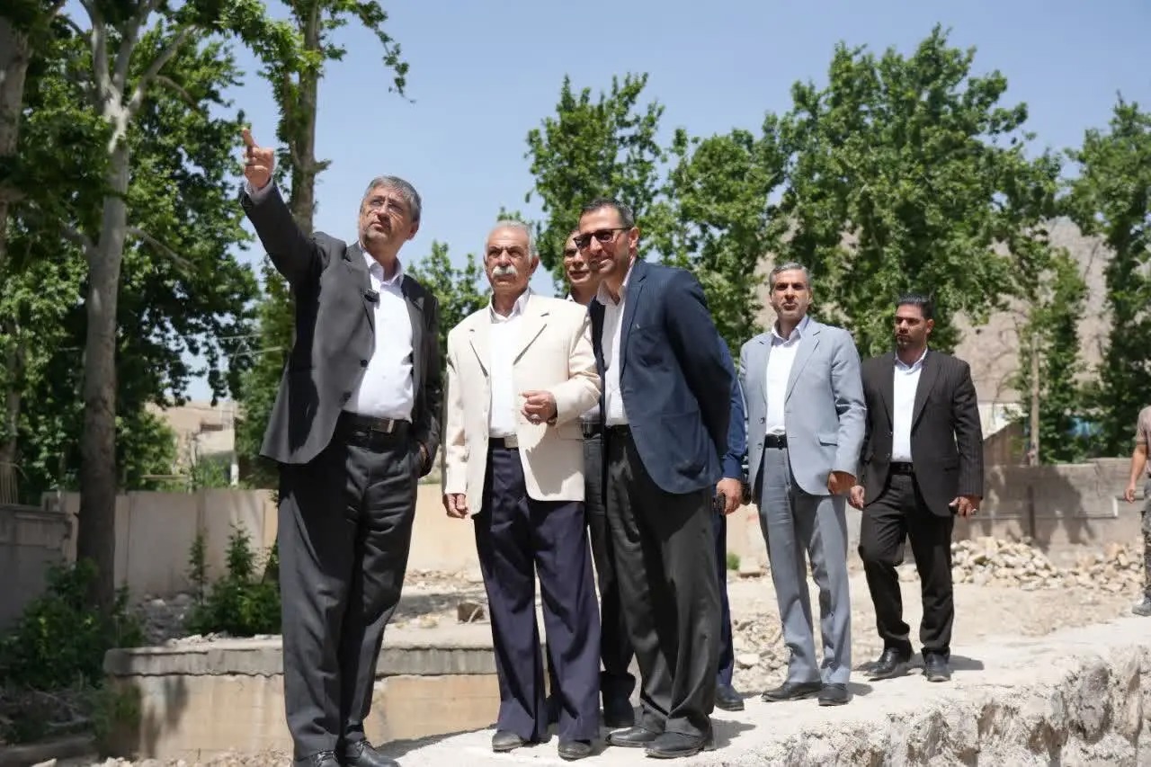 پارک ساحلی شهری در حریم فلک‌الافلاک ایجاد می‌شود