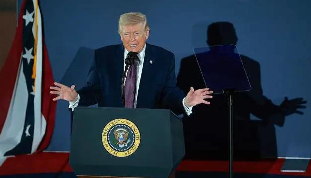 سرگیجه؛ دلایل مواضع متناقض ترامپ در قبال جنگ و توافق با ایران
