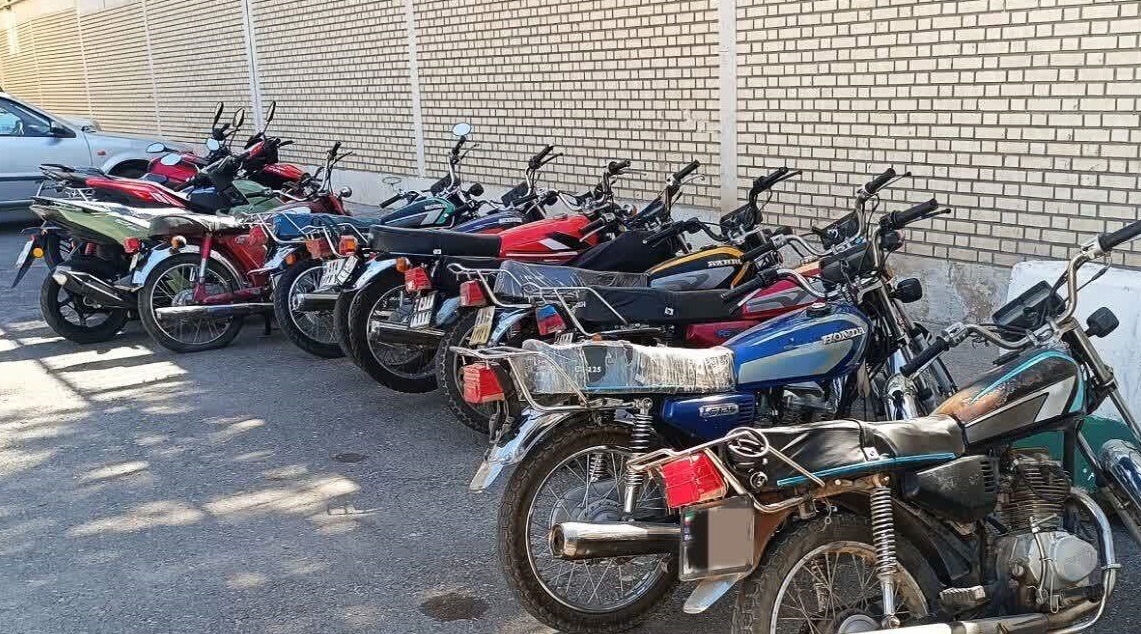 توقیف ۲۷ دستگاه وسیله نقلیه متخلف در لرستان