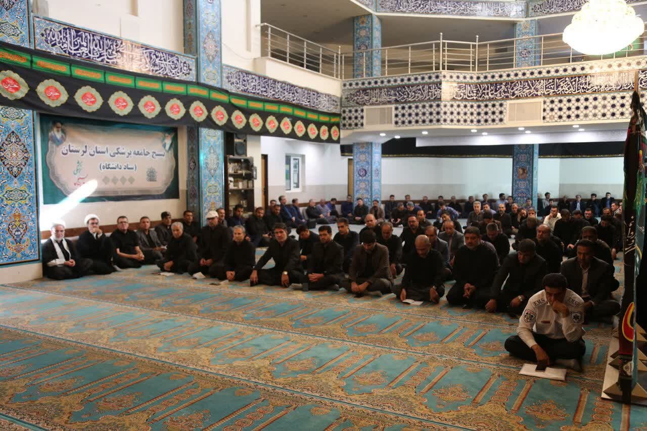 مراسم سوگواری محرم و گرامیداشت رهبر شهید انقلاب در خرم‌آباد برگزار شد
