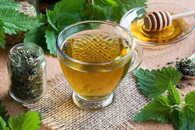دمنوش گزنه برای مفصل مفید است