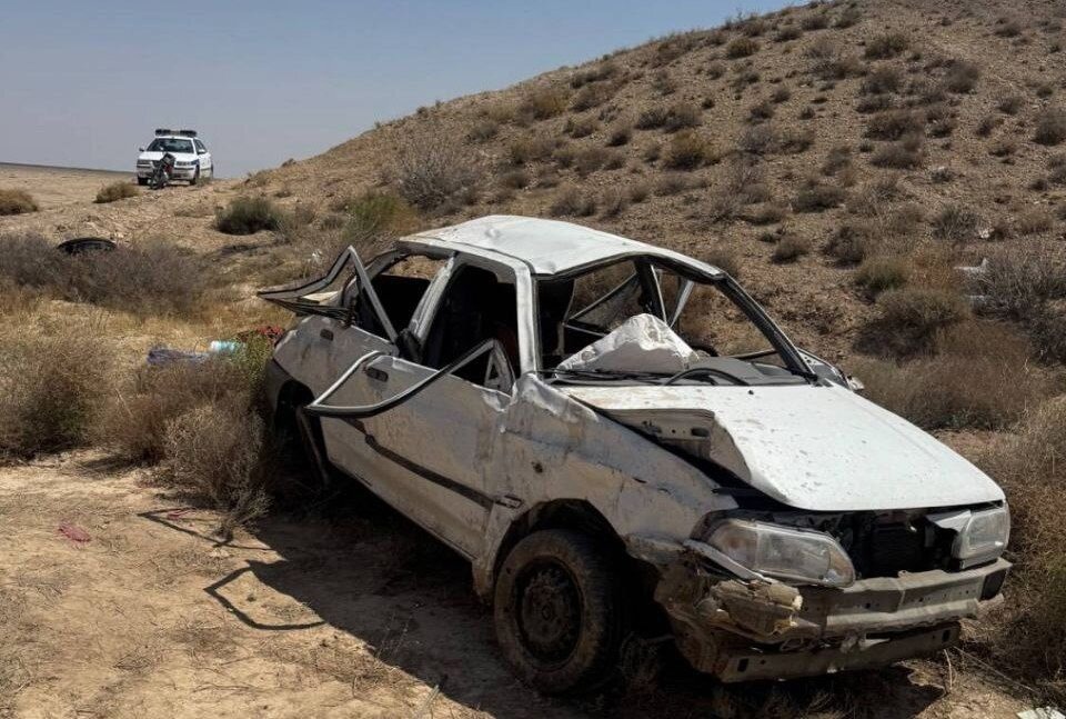 واژگونی خودروی پراید در جاده بروجرد - دورود یک فوتی برجای گذاشت