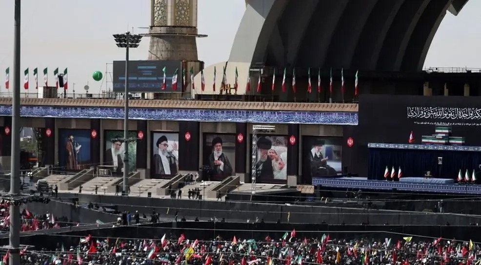 ایران یکشنبه تعطیل شد