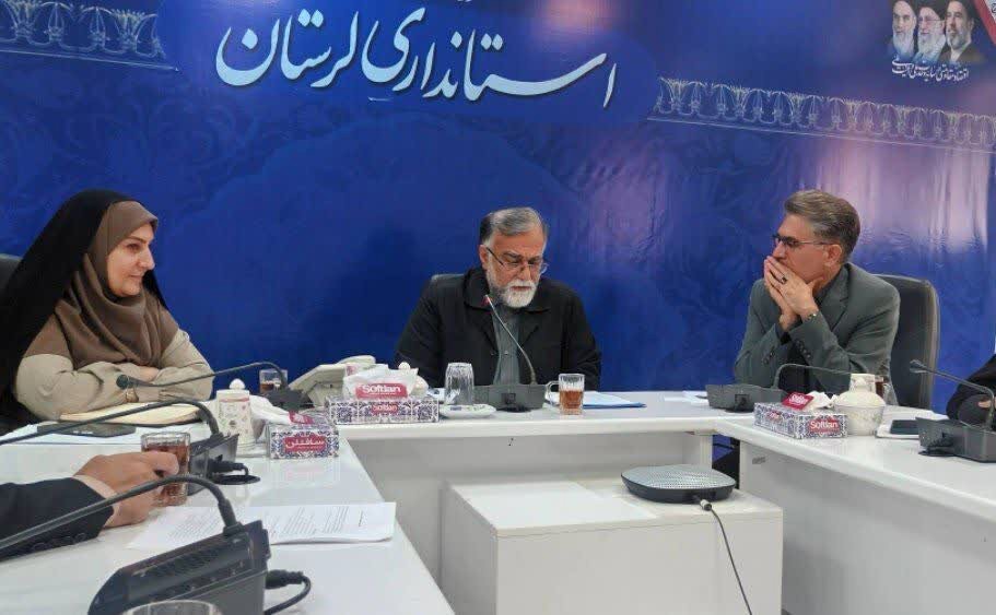 لزوم استفاده از ظرفیت ادارات و متخصصان در برگزاری نمایشگاه کتاب لرستان