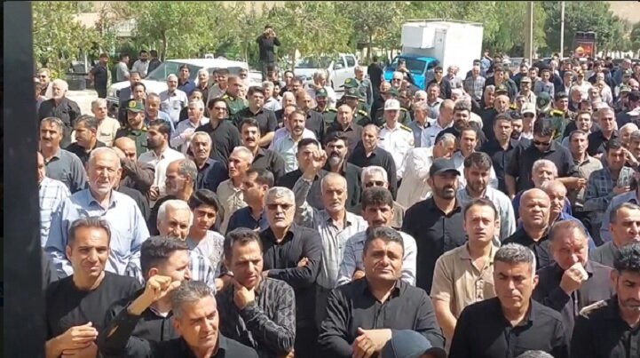 حضور مردم دورود در تشییع شهید «ماهروبختیاری»