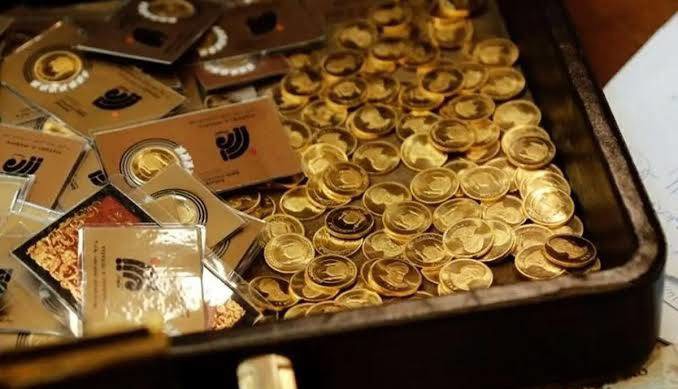 رشد قیمت سکه و طلا در بازار؛ دلار عقب نشینی کرد