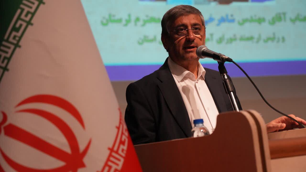 تأکید استاندار لرستان بر بازخوانی خدمتگزاری به مردم در هفته دولت