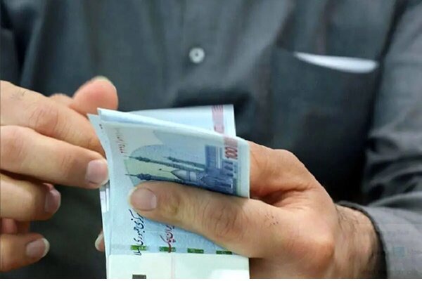کمک ۸۰ میلیونی بانوی خرم‌آبادی برای حمایت از صنعت موشکی
