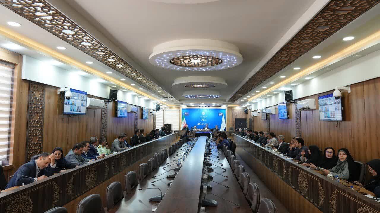 تأکید استاندار لرستان بر ضرورت جابه جایی انبار نفت خرم‌آباد