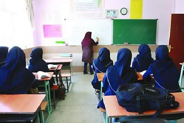 از هوش مصنوعی تا کلاس هنر؛ معلمانی که تغییر می‌خواهند