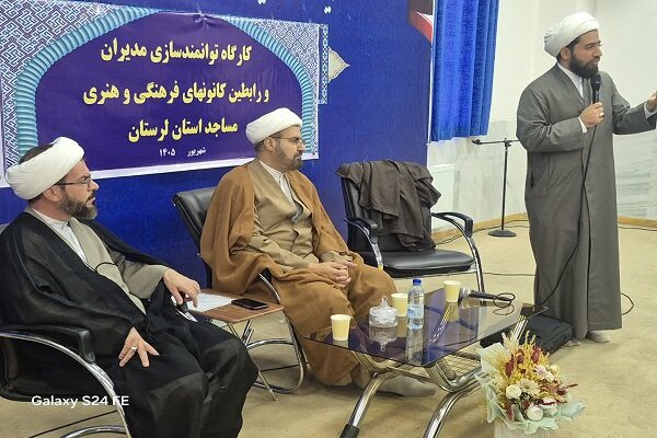 کانون‌های مساجد نقش مهمی در احیای کارکردهای مساجد دارند