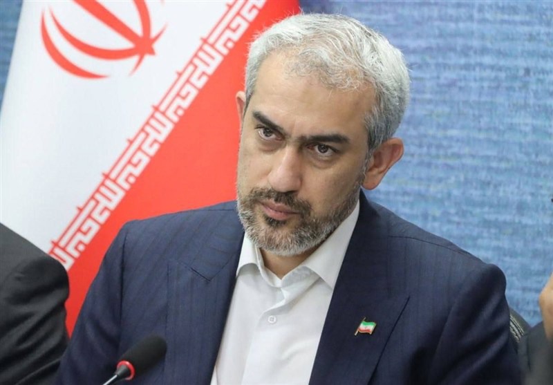 وزیر اقتصاد: اصلاح ۹۰ هزار آیین‌نامه در کشور زمان‌بر است