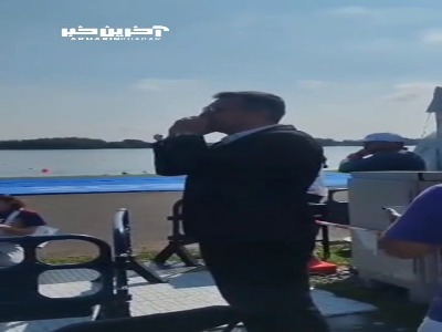 لحظه خوشحالی محسن شادی، رئیس فدراسیون روئینگ پس از کسب مدال طلا توسط فاطمه مجلل