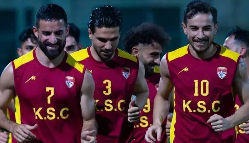 بازیکنان فولاد زیر شلاق تمرینات مطهری!
