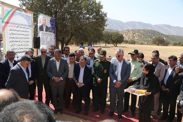 واحد پرورش گاو شیری در «معمولان» کلنگ‌زنی شد