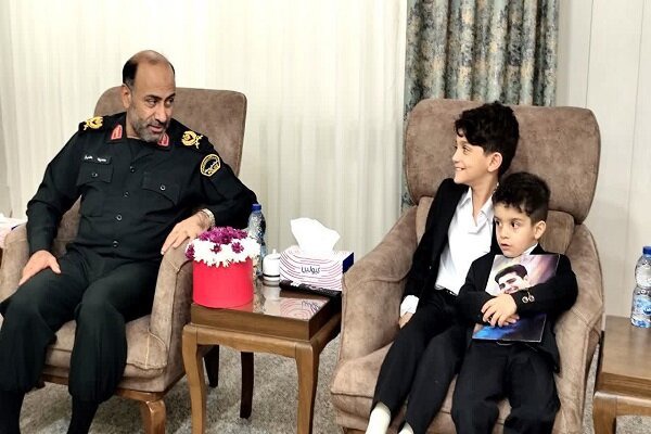 امنیت پایدار لرستان مرهون جان‌فشانی‌های شهدا است