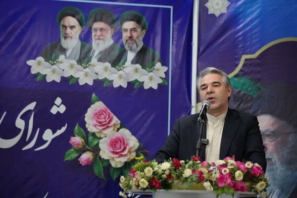گردشگری باید محور توسعه لرستان باشد