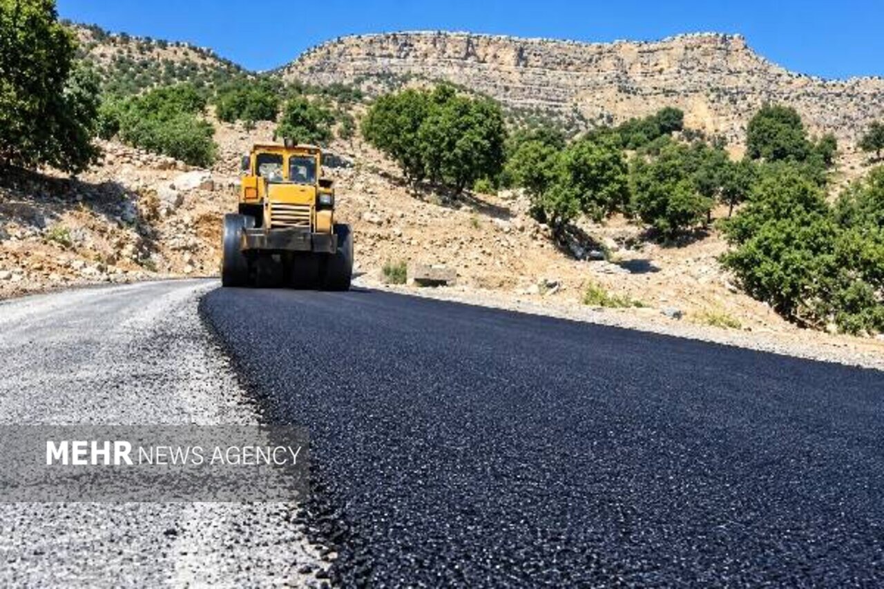 زیرسازی و آسفالت ۱۷۸ کیلومتر از راه‌های روستایی لرستان