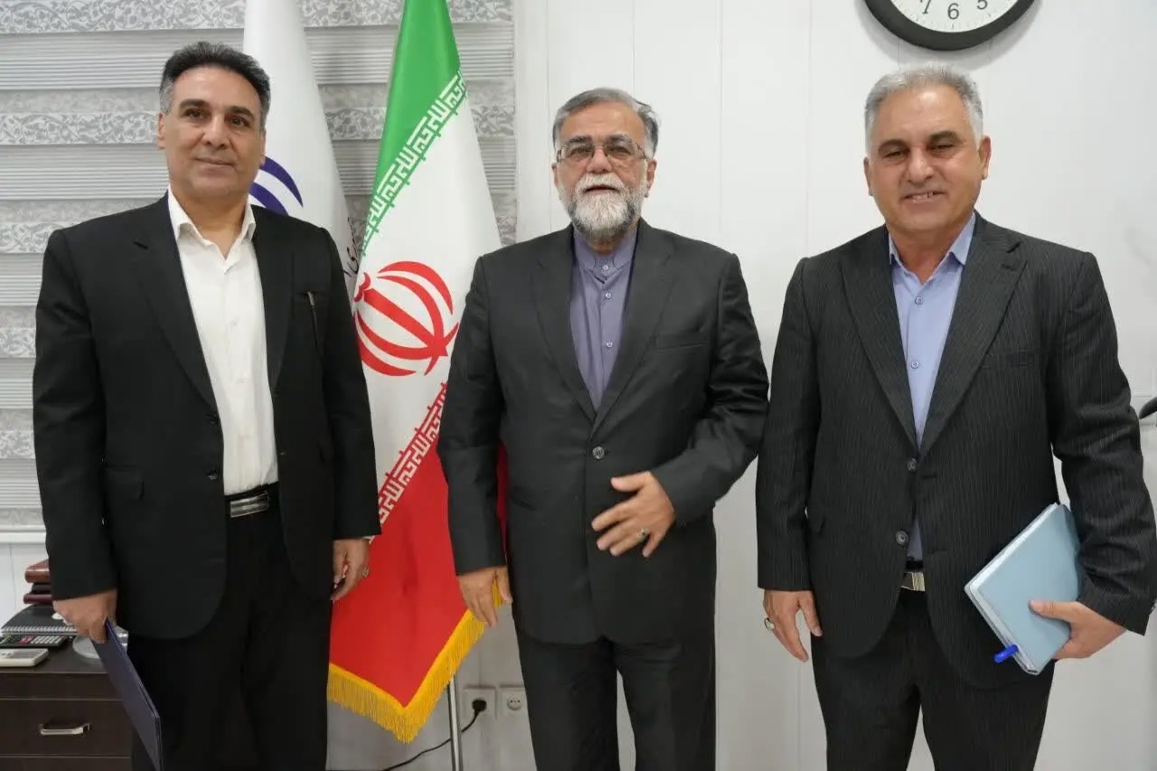 معرفی سرپرست دبیری کمیسیون نظارت بر مبارزه با قاچاق کالا و ارز لرستان