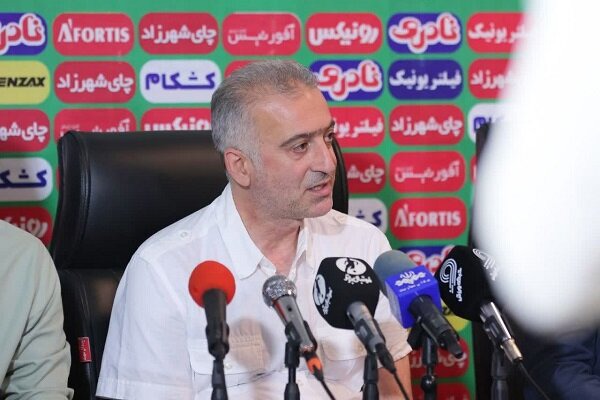 کمالوند: تماشاگران از بازی خیبر و پرسپولیس لذت بردند