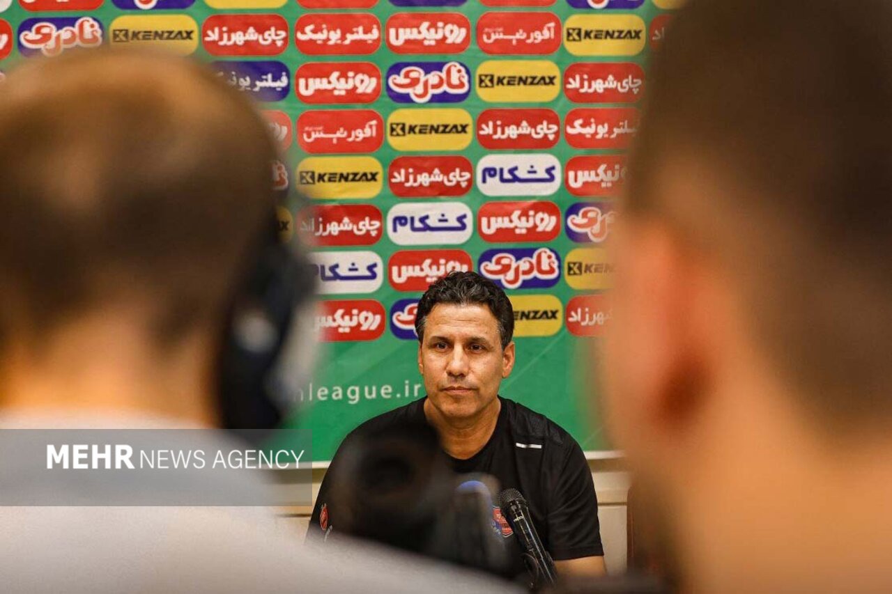 اظهارت سرمربی پرسپولیس پس از تساوی مقابل خیبر