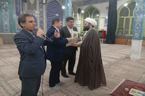 نخستین هیئت صلح مساجد لرستان در خرم‌آباد آغاز به کار کرد