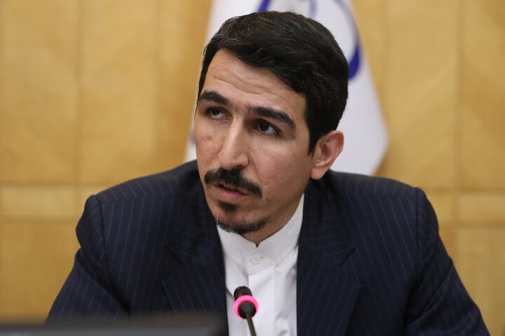 ادعای مالک شریعتی: سفره هزار میلیاردی برای شناسه‌دار کردن کارت جایگاه!