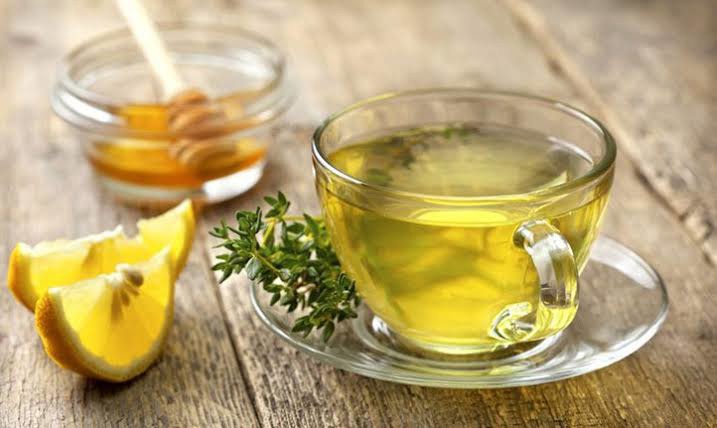 ترکیب دمنوش آویشن با عسل به افزایش ایمنی بدن کمک می‌کند
