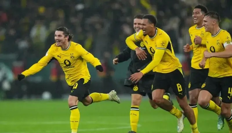 دورتموند ۳-۲ وردربرمن؛ نجات زنبورها با ضربه آزاد زابیتسر