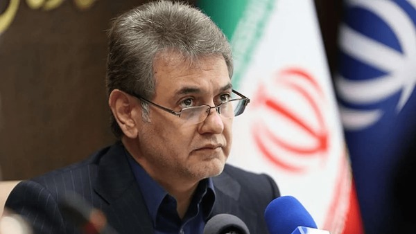 پرداخت مطالبات داروخانه‌داران از طریق سهام در حال پیگیری است