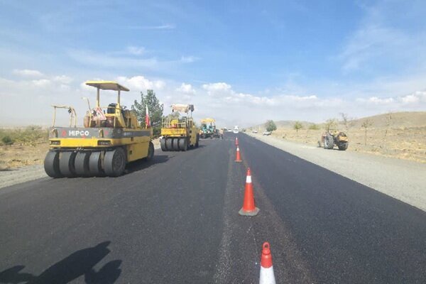 بهسازی راه‌های روستایی دلفان و ترمیم پل «بدرآباد» در جاده خرم‌آباد